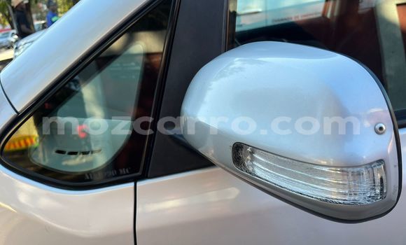 Buy Used Toyota Ractis Silver Car in Maputo in Maputo Buy Used Toyota Ractis Silver Car in Maputo in Maputo