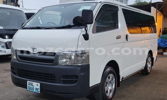 Buy Used Toyota Hiace White Car in Maputo in Maputo Buy Used Toyota Hiace White Car in Maputo in Maputo