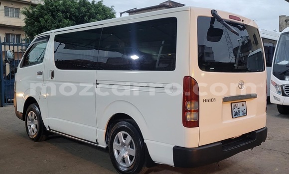Buy Used Toyota Hiace White Car in Maputo in Maputo Buy Used Toyota Hiace White Car in Maputo in Maputo