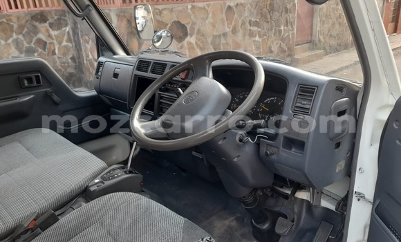 Comprar Usado Toyota Dyna Branco Carro em Maputo em Maputo Comprar Usado Toyota Dyna Branco Carro em Maputo em Maputo