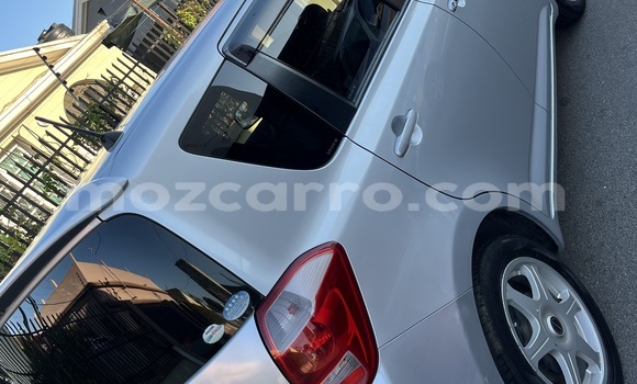 Comprar Usado Toyota Ractis De outros Carro em Moçambique em Nampula Comprar Usado Toyota Ractis De outros Carro em Moçambique em Nampula