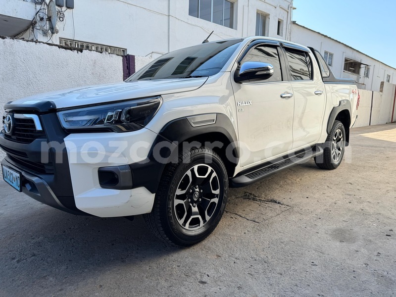 Big with watermark toyota hiluxe revo maputo maputo 28511