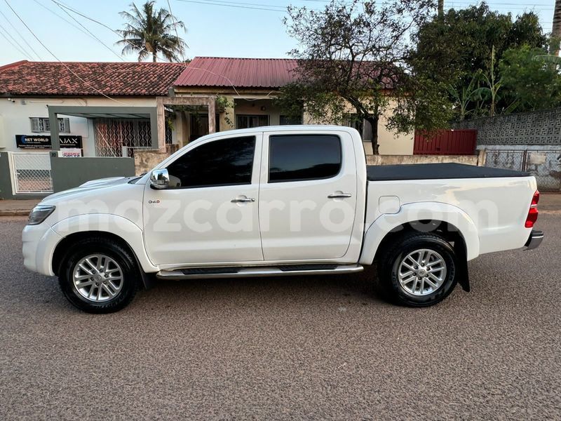 Big with watermark toyota hilux maputo maputo 28513