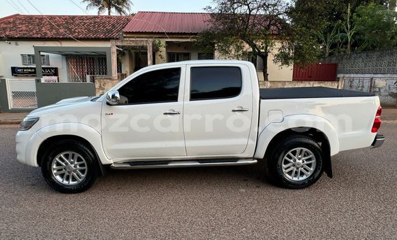 Buy Used Toyota Hilux White Car in Maputo in Maputo Buy Used Toyota Hilux White Car in Maputo in Maputo