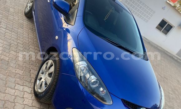 Nunua Ilio tumika Mazda Demio Bluu Gari ndani ya Maputo nchini Maputo Nunua Ilio tumika Mazda Demio Bluu Gari ndani ya Maputo nchini Maputo