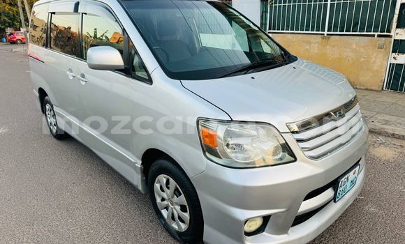 Comprar Usado Toyota Noah Prata Carro em Maputo em Maputo Comprar Usado Toyota Noah Prata Carro em Maputo em Maputo