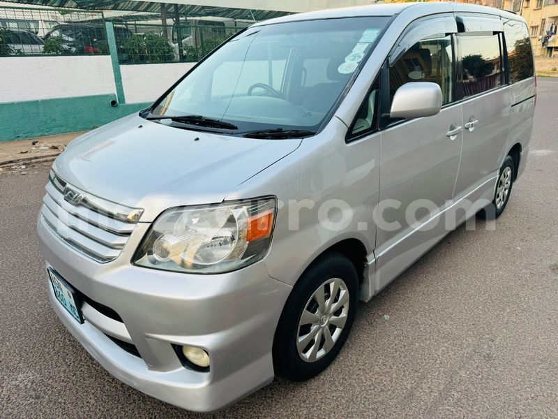 Big with watermark toyota noah maputo maputo 28517