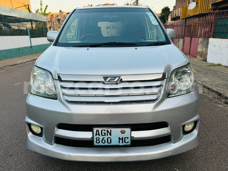 Big with watermark toyota noah maputo maputo 28517