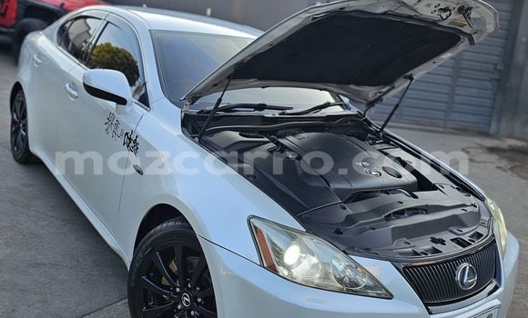 Nunua Ilio tumika Lexus IS Nyeupe Gari ndani ya Maputo nchini Maputo Nunua Ilio tumika Lexus IS Nyeupe Gari ndani ya Maputo nchini Maputo