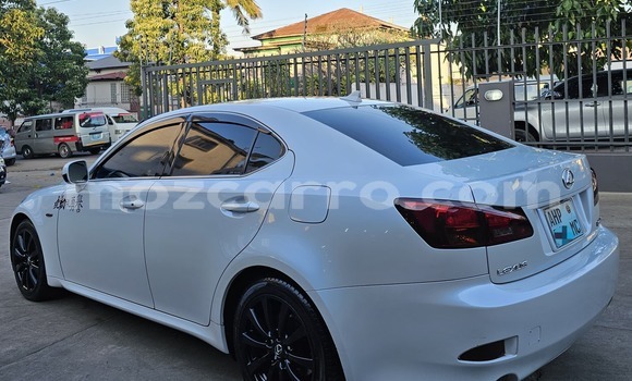 Nunua Ilio tumika Lexus IS Nyeupe Gari ndani ya Maputo nchini Maputo Nunua Ilio tumika Lexus IS Nyeupe Gari ndani ya Maputo nchini Maputo