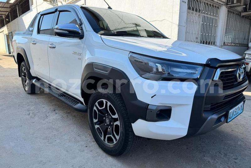 Big with watermark toyota hiluxe revo maputo maputo 28524