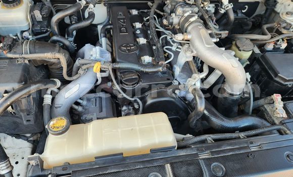 Comprar Novo Toyota Land Cruiser Prado Branco Carro em Maputo em Maputo Comprar Novo Toyota Land Cruiser Prado Branco Carro em Maputo em Maputo