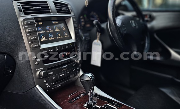 Buy Used Lexus IS White Car in Maputo in Maputo Buy Used Lexus IS White Car in Maputo in Maputo