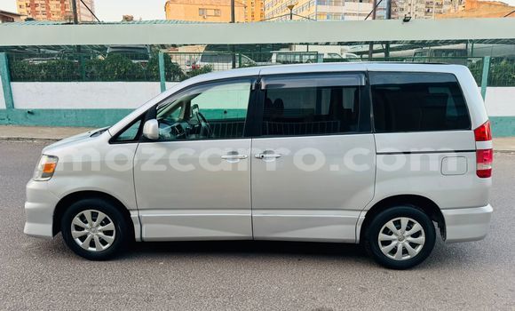 Buy Used Toyota Noah Silver Car in Maputo in Maputo Buy Used Toyota Noah Silver Car in Maputo in Maputo