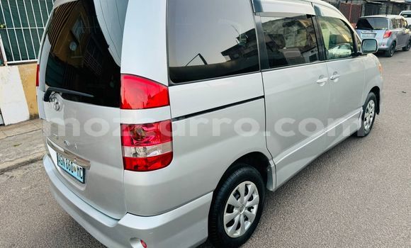 Buy Used Toyota Noah Silver Car in Maputo in Maputo Buy Used Toyota Noah Silver Car in Maputo in Maputo