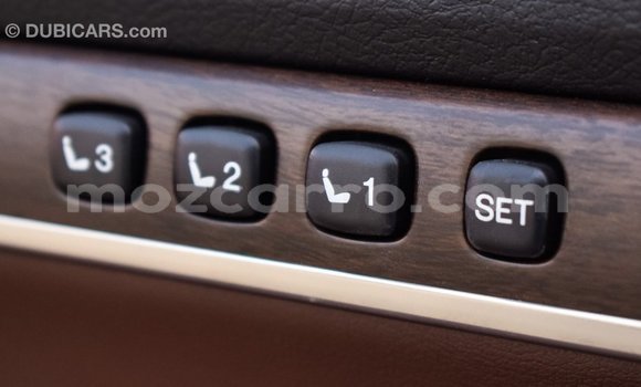 Nunua Imported Toyota Land Cruiser Nyeusi Gari ndani ya Import - Dubai nchini Cabo Delgado Nunua Imported Toyota Land Cruiser Nyeusi Gari ndani ya Import - Dubai nchini Cabo Delgado