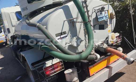 Nunua Ilio tumika FSO 125p Fedha Gari ndani ya Maputo nchini Maputo Nunua Ilio tumika FSO 125p Fedha Gari ndani ya Maputo nchini Maputo