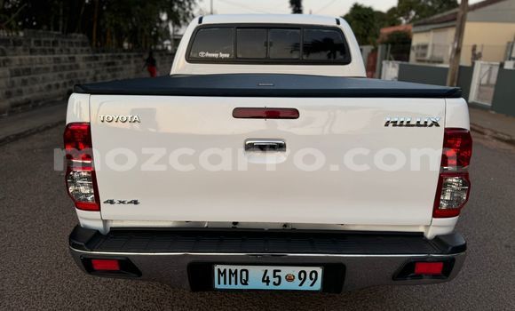 Buy Used Toyota Hilux White Car in Maputo in Maputo Buy Used Toyota Hilux White Car in Maputo in Maputo