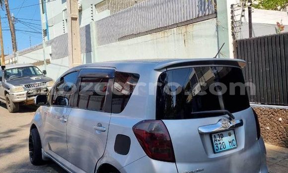 Buy Used Toyota Ractis Other Car in Angoche in Nampula