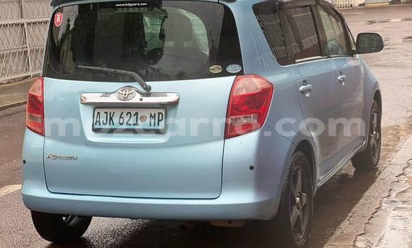 Comprar Usado Toyota Ractis De outros Carro em Angoche em Nampula