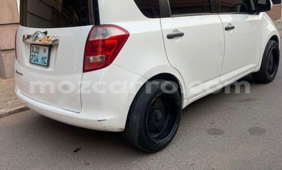 Tenga Tsaru Toyota Ractis Zvimwe Mota in Angoche in Nampula Tenga Tsaru Toyota Ractis Zvimwe Mota in Angoche in Nampula
