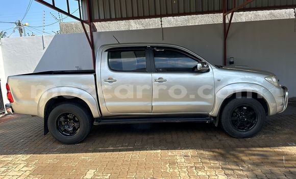 Tenga Tsaru Toyota Hilux Zvimwe Mota in Maputo in Maputo Tenga Tsaru Toyota Hilux Zvimwe Mota in Maputo in Maputo