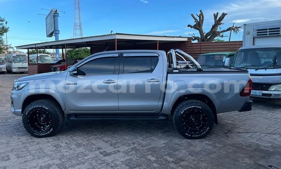 Buy Used Toyota Hiluxe Revo Other Car in Maputo in Maputo Buy Used Toyota Hiluxe Revo Other Car in Maputo in Maputo