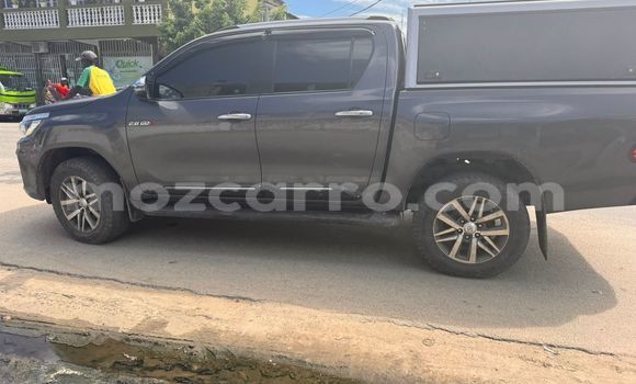 Comprar Usado Toyota Hiluxe Revo Castanho Carro em Maputo em Maputo Comprar Usado Toyota Hiluxe Revo Castanho Carro em Maputo em Maputo