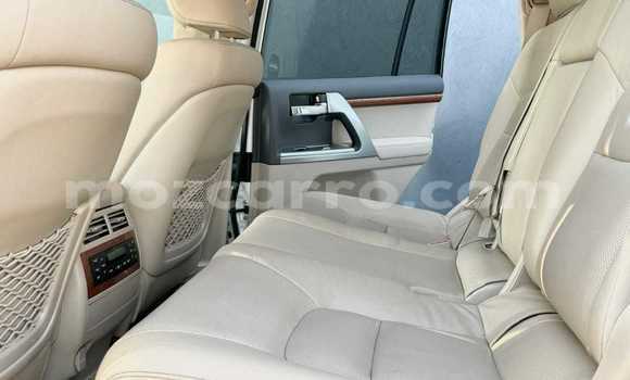 Comprar Usado Toyota Land Cruiser Prado Branco Carro em Maputo em Maputo Comprar Usado Toyota Land Cruiser Prado Branco Carro em Maputo em Maputo