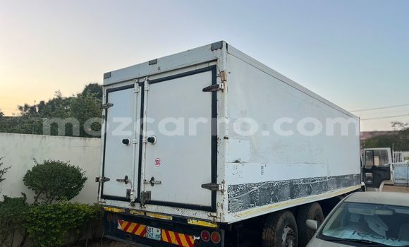 Tenga Tsaru Volvo 164 Chena Mota in Maputo in Maputo Tenga Tsaru Volvo 164 Chena Mota in Maputo in Maputo