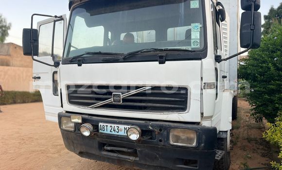 Tenga Tsaru Volvo 164 Chena Mota in Maputo in Maputo Tenga Tsaru Volvo 164 Chena Mota in Maputo in Maputo