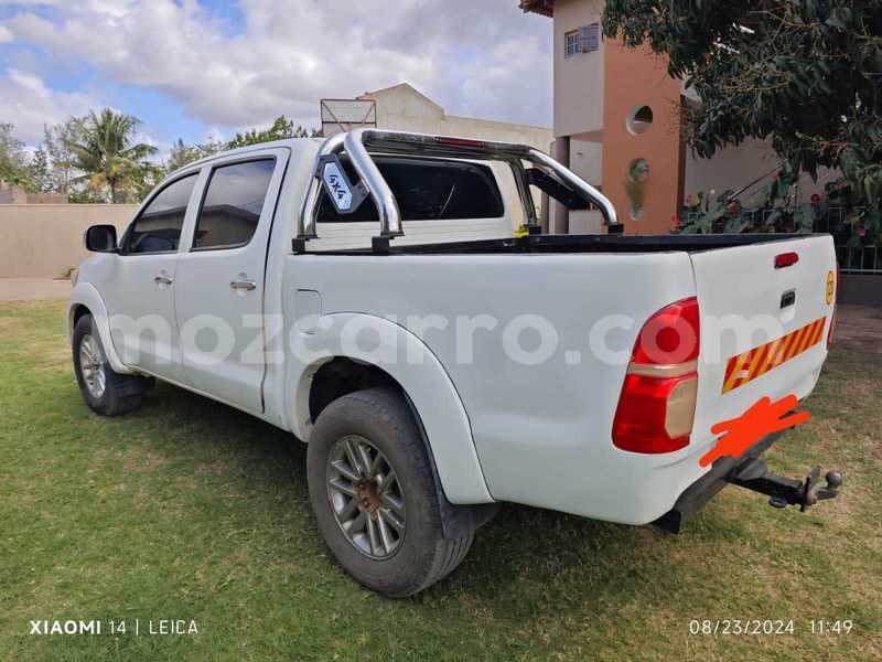 Big with watermark toyota hilux maputo maputo 28621