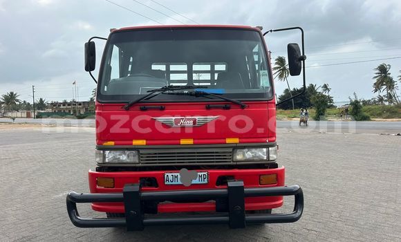 Tenga Tsaru Hino 300 Series Tsvuku Rori in Xai-Xai in Gaza Tenga Tsaru Hino 300 Series Tsvuku Rori in Xai-Xai in Gaza