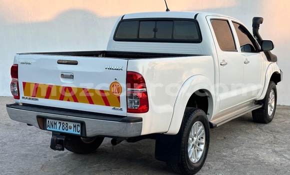 Comprar Usado Toyota Hilux Branco Carro em Maputo em Maputo Comprar Usado Toyota Hilux Branco Carro em Maputo em Maputo