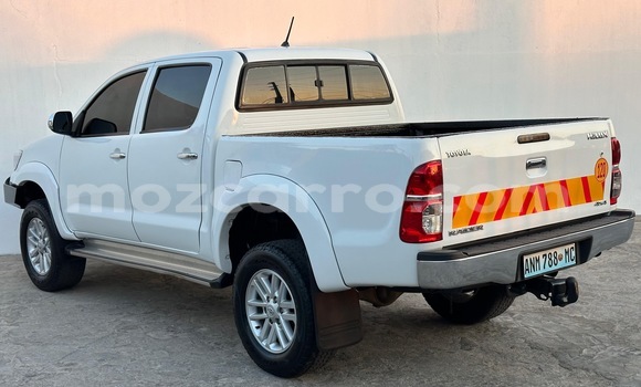 Comprar Usado Toyota Hilux Branco Carro em Maputo em Maputo Comprar Usado Toyota Hilux Branco Carro em Maputo em Maputo