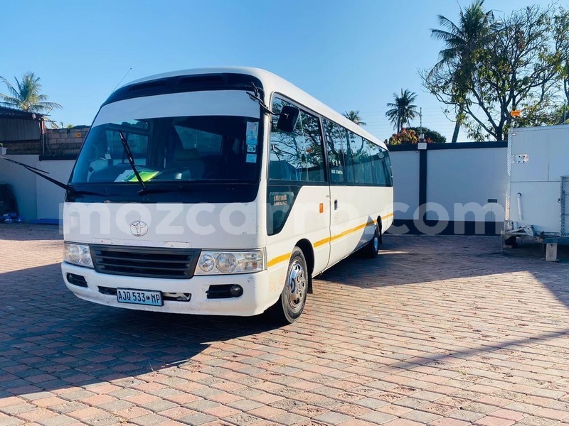 Big with watermark toyota coaster nampula mocambique 28634