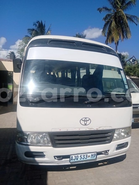 Big with watermark toyota coaster nampula mocambique 28634