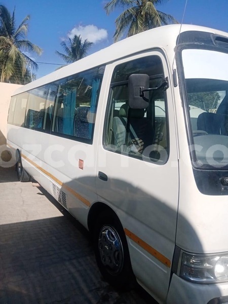 Big with watermark toyota coaster nampula mocambique 28634