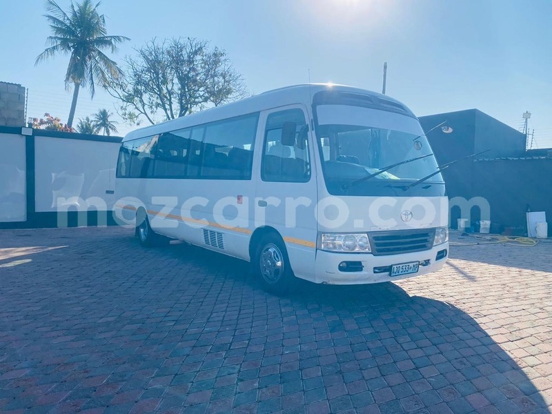 Big with watermark toyota coaster nampula mocambique 28634