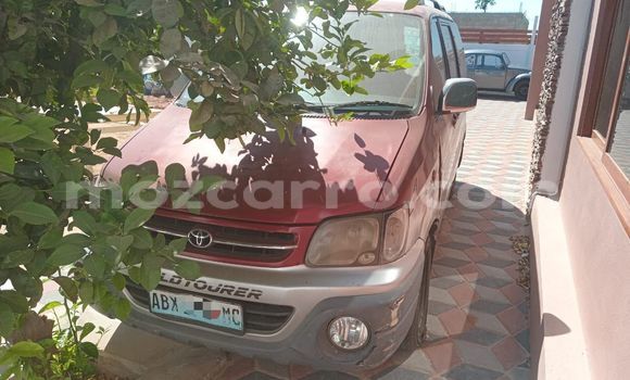 Comprar Usado Toyota Noah Vermelho Carro em Maputo em Maputo Comprar Usado Toyota Noah Vermelho Carro em Maputo em Maputo