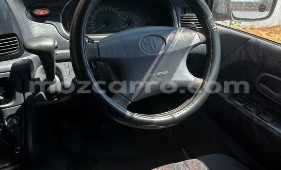 Comprar Usado Toyota Noah Vermelho Carro em Maputo em Maputo Comprar Usado Toyota Noah Vermelho Carro em Maputo em Maputo