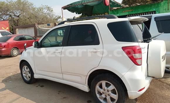 Comprar Usado Toyota Rush Branco Carro em Maputo em Maputo Comprar Usado Toyota Rush Branco Carro em Maputo em Maputo