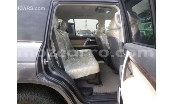Nunua Imported Toyota Land Cruiser Nyingine Gari ndani ya Import - Dubai nchini Cabo Delgado Nunua Imported Toyota Land Cruiser Nyingine Gari ndani ya Import - Dubai nchini Cabo Delgado
