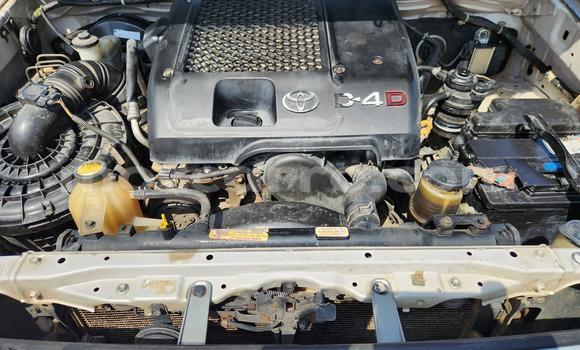 Nunua Ilio tumika Toyota Hilux Nyingine Gari ndani ya Maputo nchini Maputo Nunua Ilio tumika Toyota Hilux Nyingine Gari ndani ya Maputo nchini Maputo