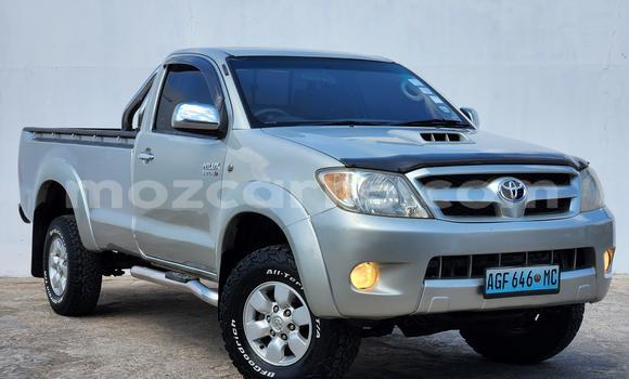 Nunua Ilio tumika Toyota Hilux Fedha Gari ndani ya Maputo nchini Maputo Nunua Ilio tumika Toyota Hilux Fedha Gari ndani ya Maputo nchini Maputo