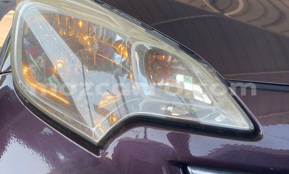 Comprar Usado Toyota Ractis De outros Carro em Maputo em Maputo Comprar Usado Toyota Ractis De outros Carro em Maputo em Maputo