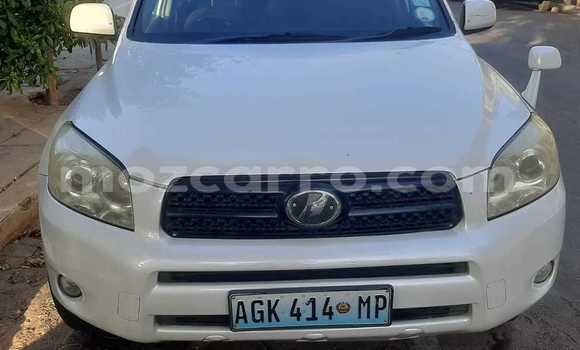 Buy Used Toyota RAV4 White Car in Maputo in Maputo Buy Used Toyota RAV4 White Car in Maputo in Maputo