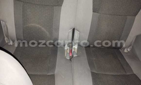 Comprar Usado Toyota RAV4 Vermelho Carro em Maputo em Maputo Comprar Usado Toyota RAV4 Vermelho Carro em Maputo em Maputo