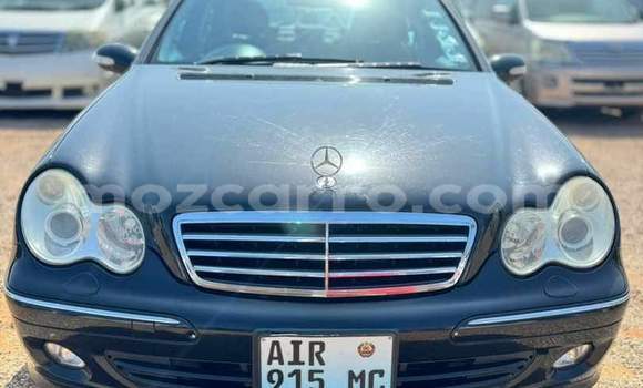 Comprar Usado Mercedes-Benz C250 coupe Preto Carro em Maputo em Maputo Comprar Usado Mercedes-Benz C250 coupe Preto Carro em Maputo em Maputo