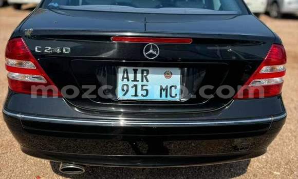Comprar Usado Mercedes-Benz C250 coupe Preto Carro em Maputo em Maputo Comprar Usado Mercedes-Benz C250 coupe Preto Carro em Maputo em Maputo